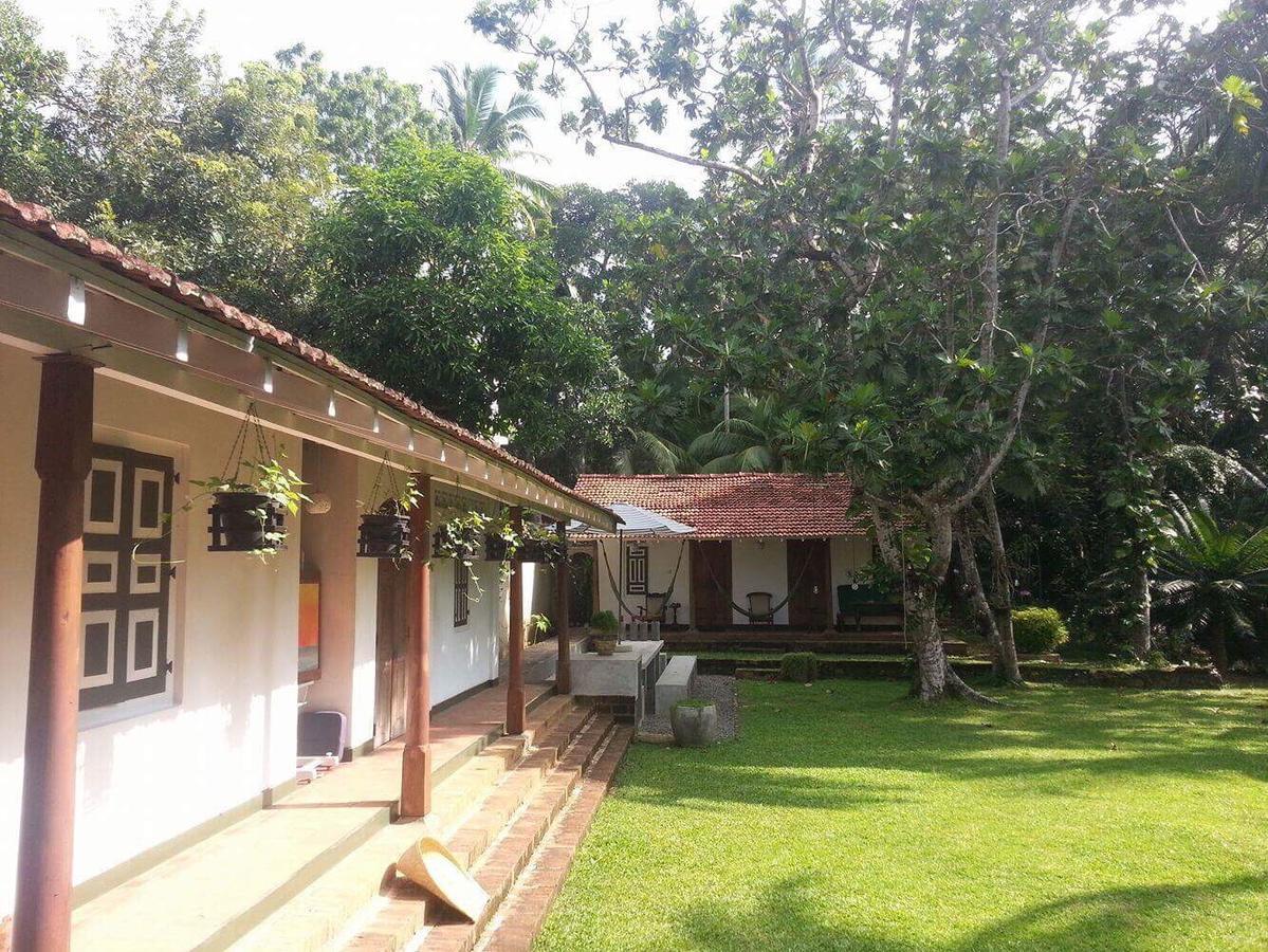 Templeberg Bed & Breakfast Walahanduwa ภายนอก รูปภาพ