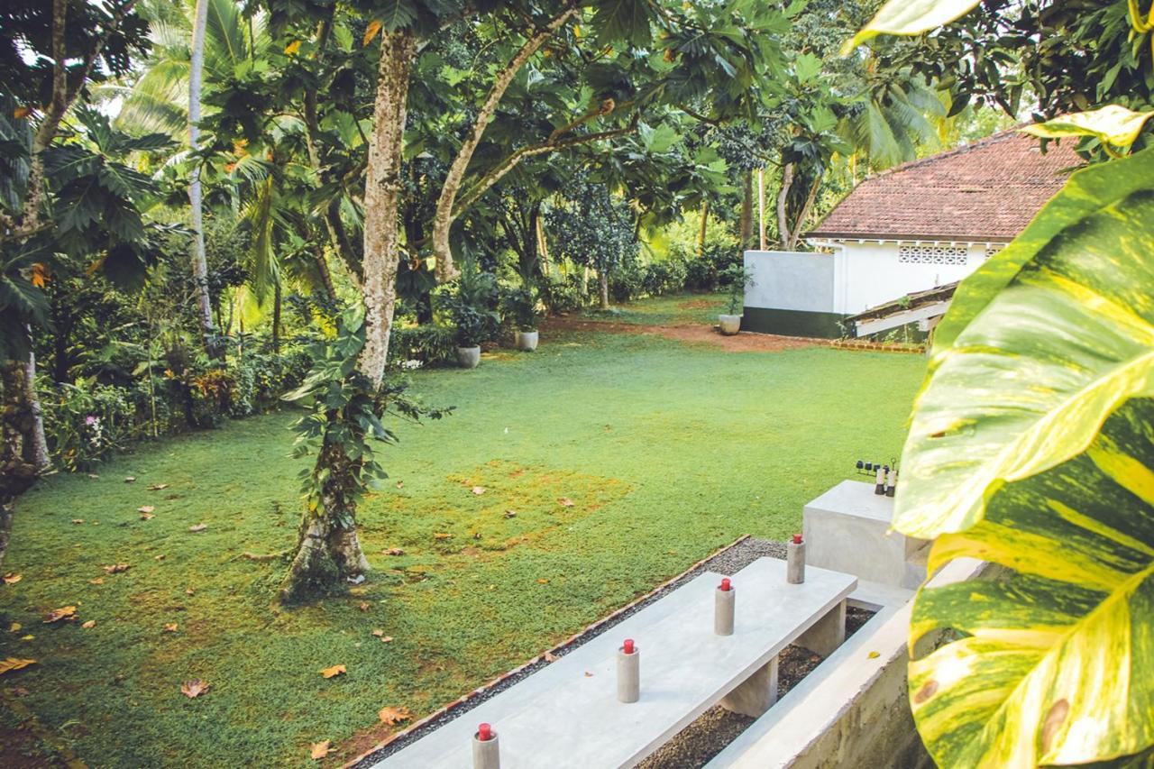 Templeberg Bed & Breakfast Walahanduwa ภายนอก รูปภาพ