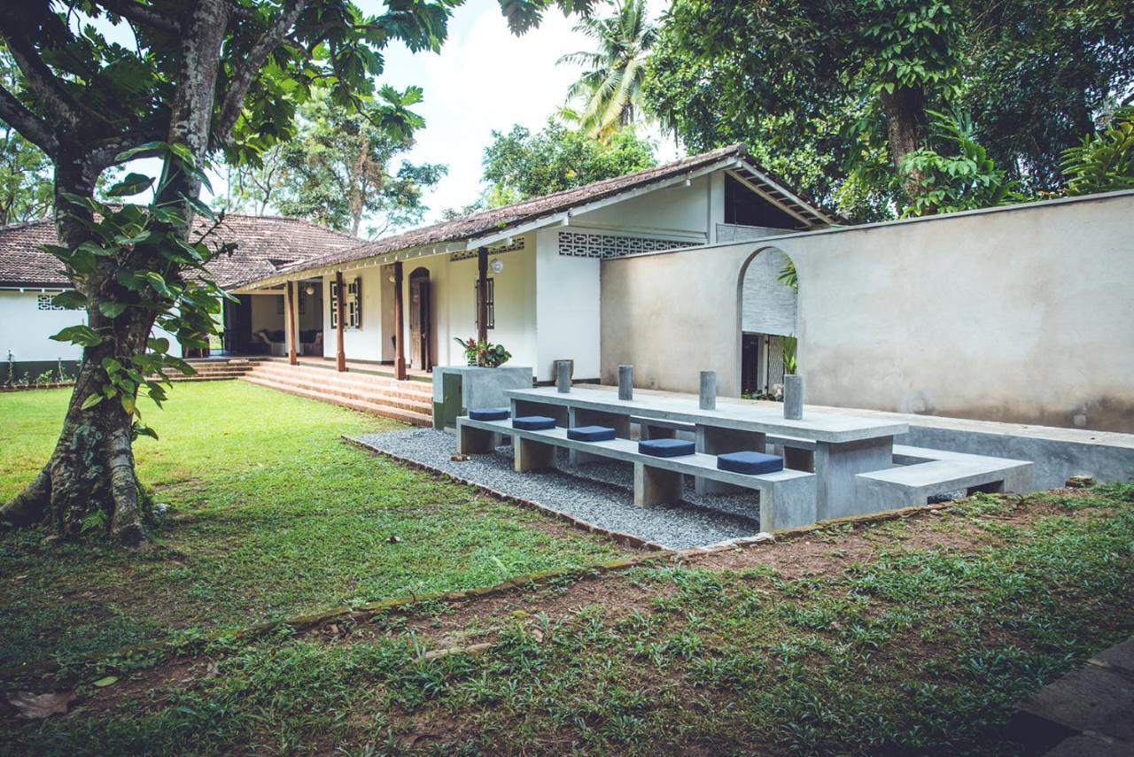 Templeberg Bed & Breakfast Walahanduwa ภายนอก รูปภาพ